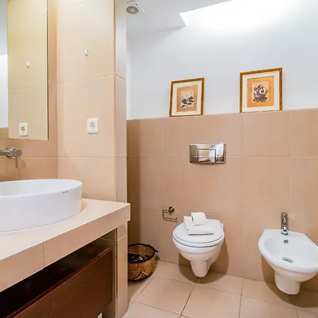 Salgados - 2 Bedroom *