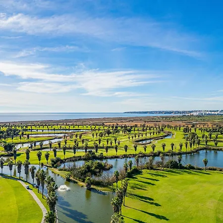 Salgados - 2 Bedroom *