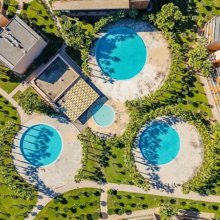 Salgados - 2 Bedroom * Гия