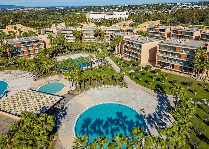 Salgados - 2 Bedroom *