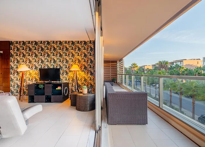 Salgados - 2 Bedroom *